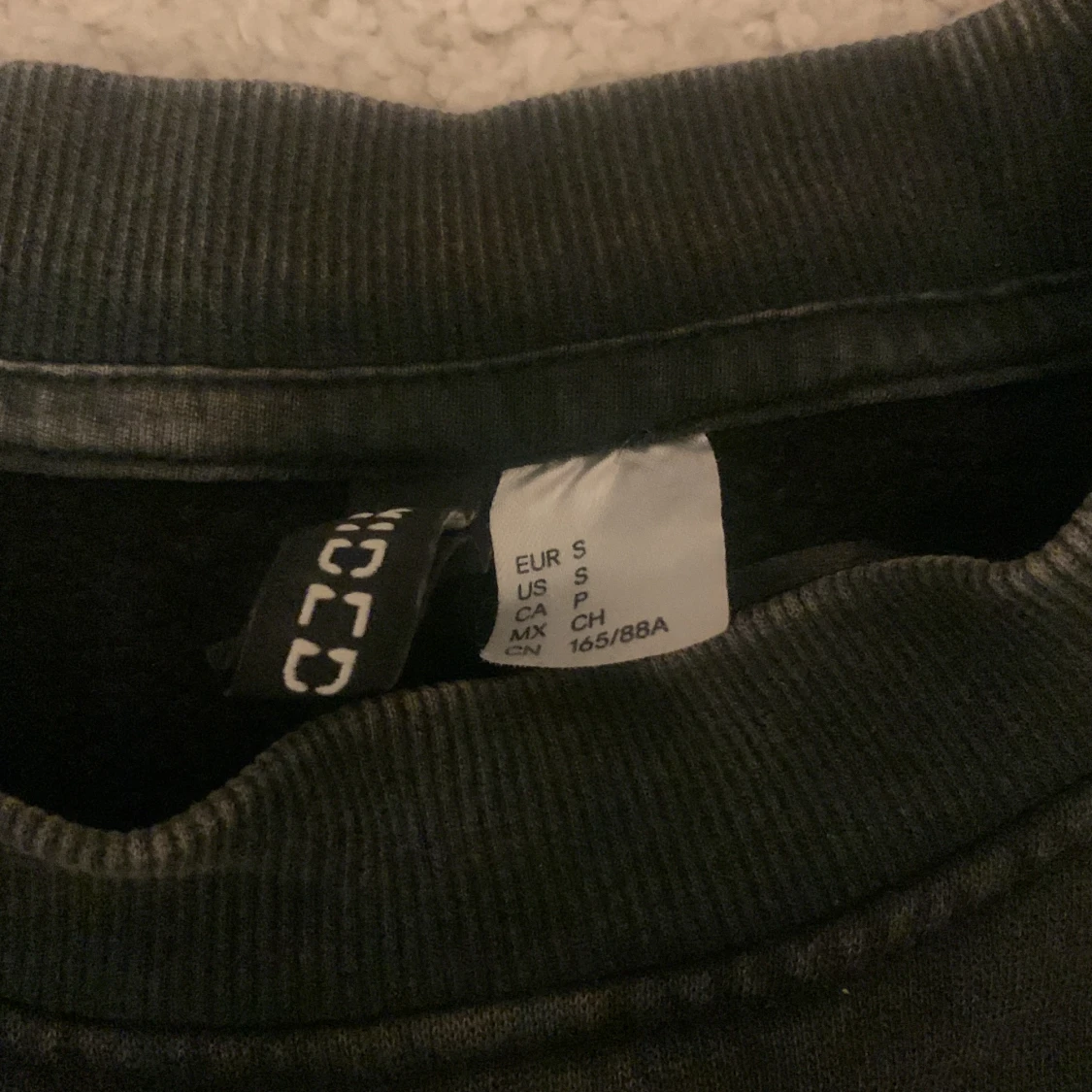 Sweatshirt med tryck - 91