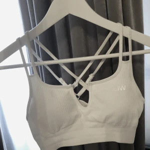 Iciw sport bh - Iciw sport bh (icaniwill) Storlek XS/S 170kr.  Nyskick Använd 1 gång 