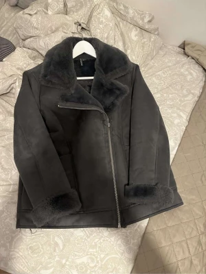 Jacka - Använd cirka 3 gånger 