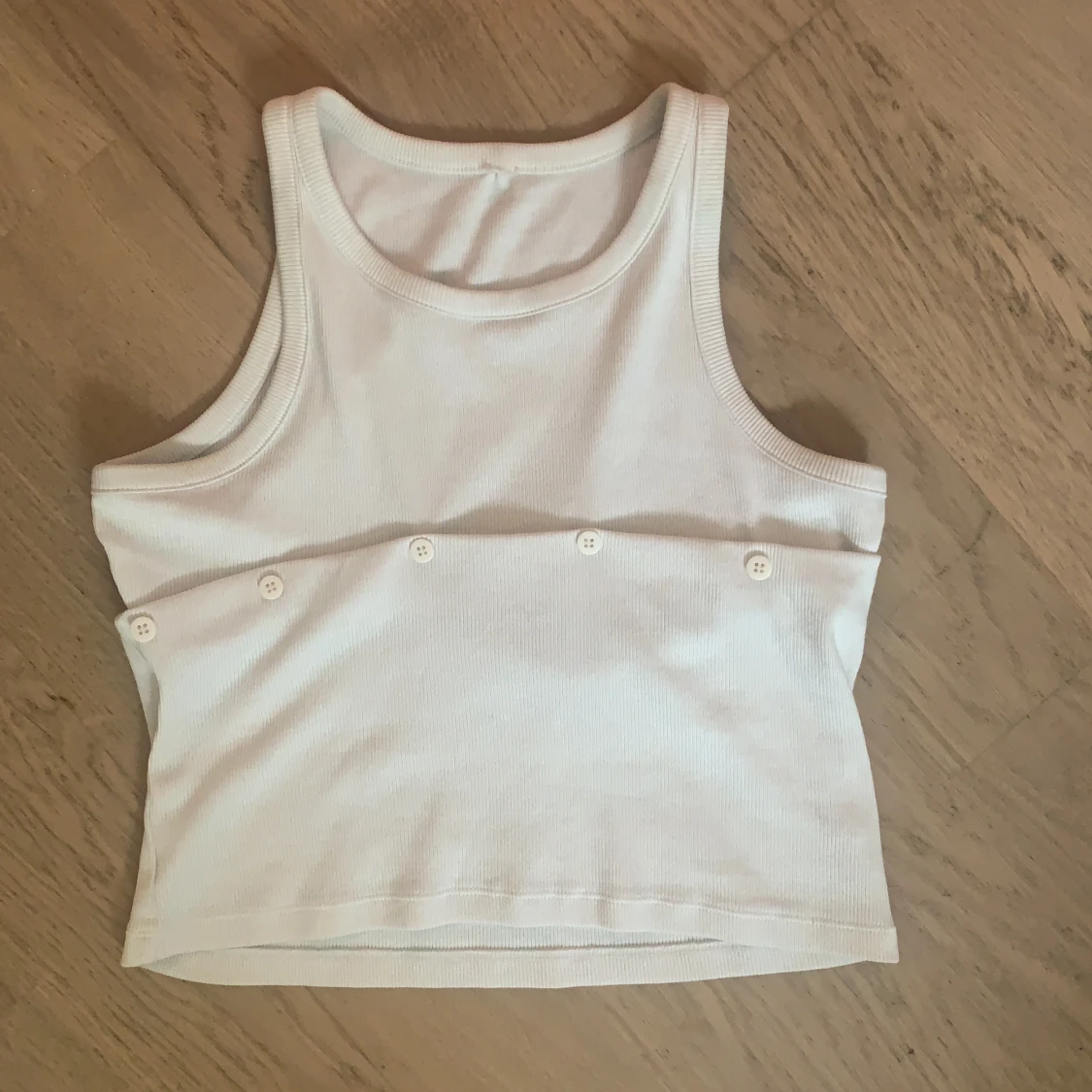 Linne med knapp detalj ! - 90