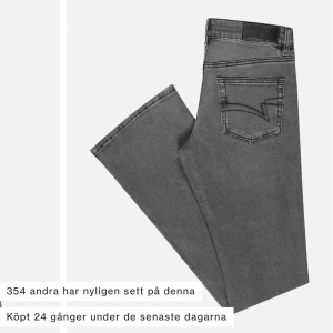 Jeans - Köpte nyss dessa as snygga jeans från Junkyard. De är använda en gång och säljer för att de är lite små. Hör av er om ni har någon fråga 