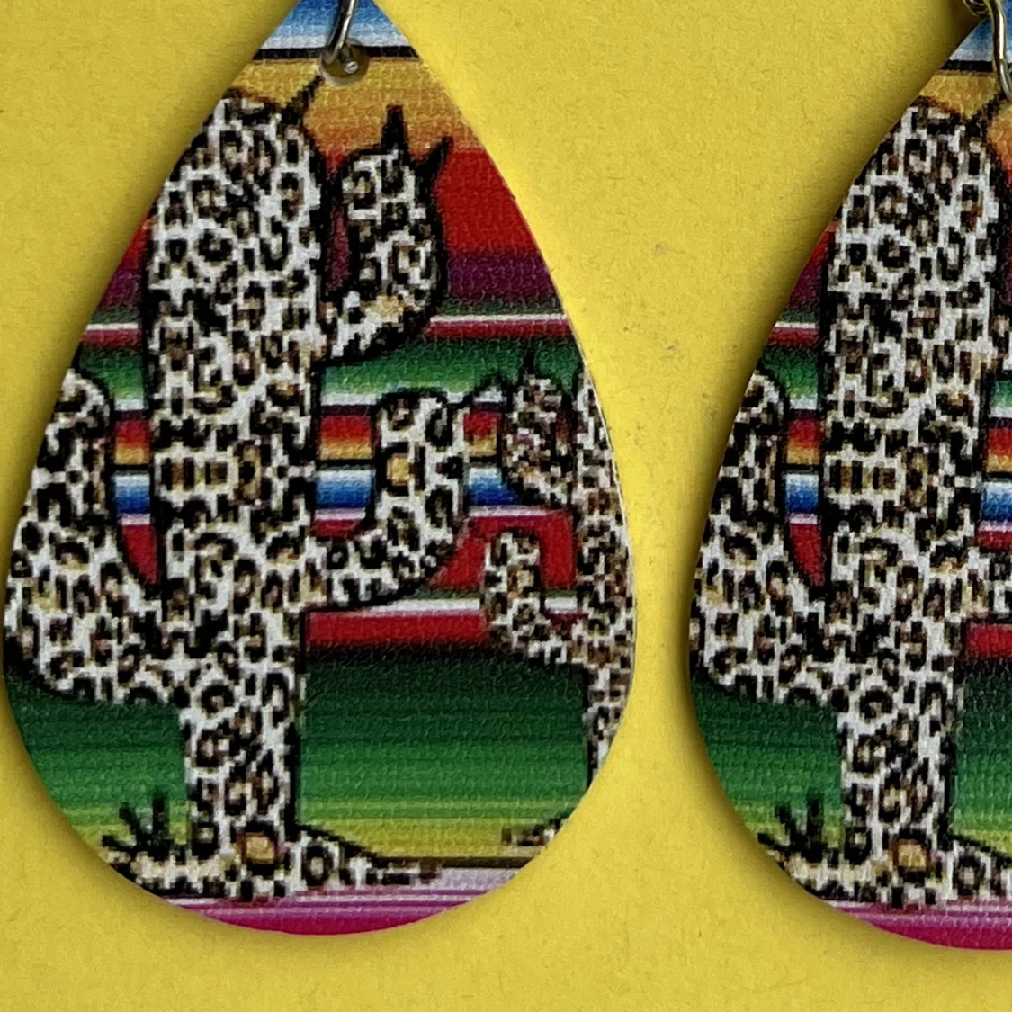 Fuskläder örhängen 💚 - 90