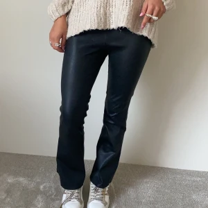 Fiveunits byxor - Säljer dessa jätte fina byxor, de har varit favoriter men nu är det dags att sälja de, jätte bra skick.❤️