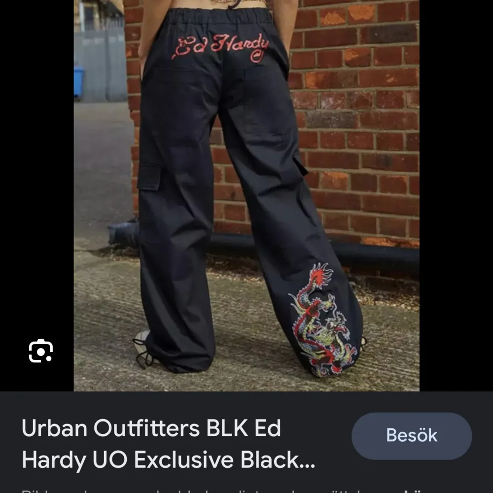 Ed hardy cargos köpta för 5 månader sen på urban outfitters. Jeans & Byxor.