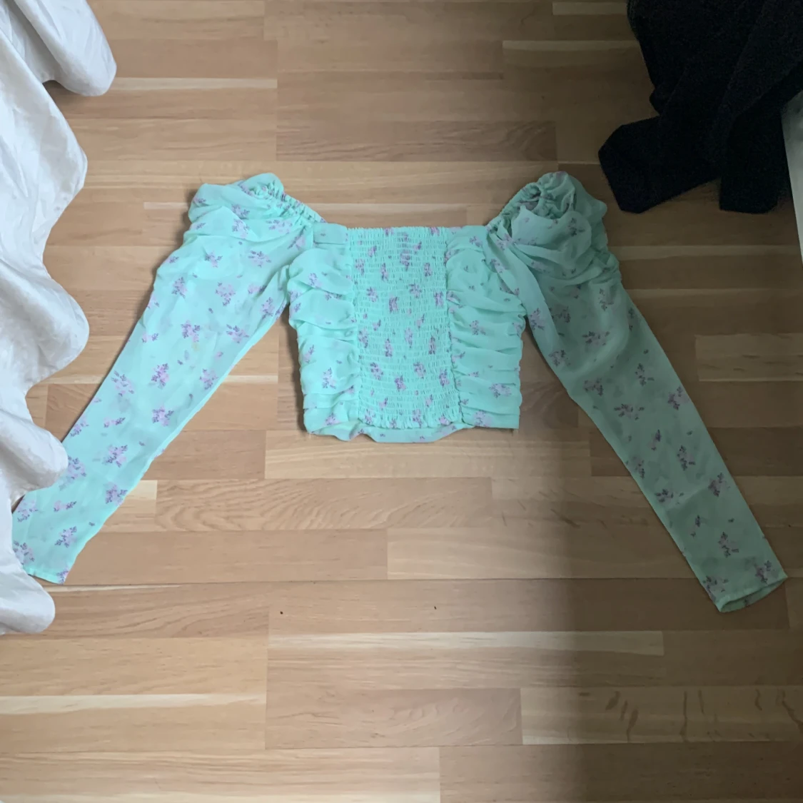  Gullig Hm tröja - 90