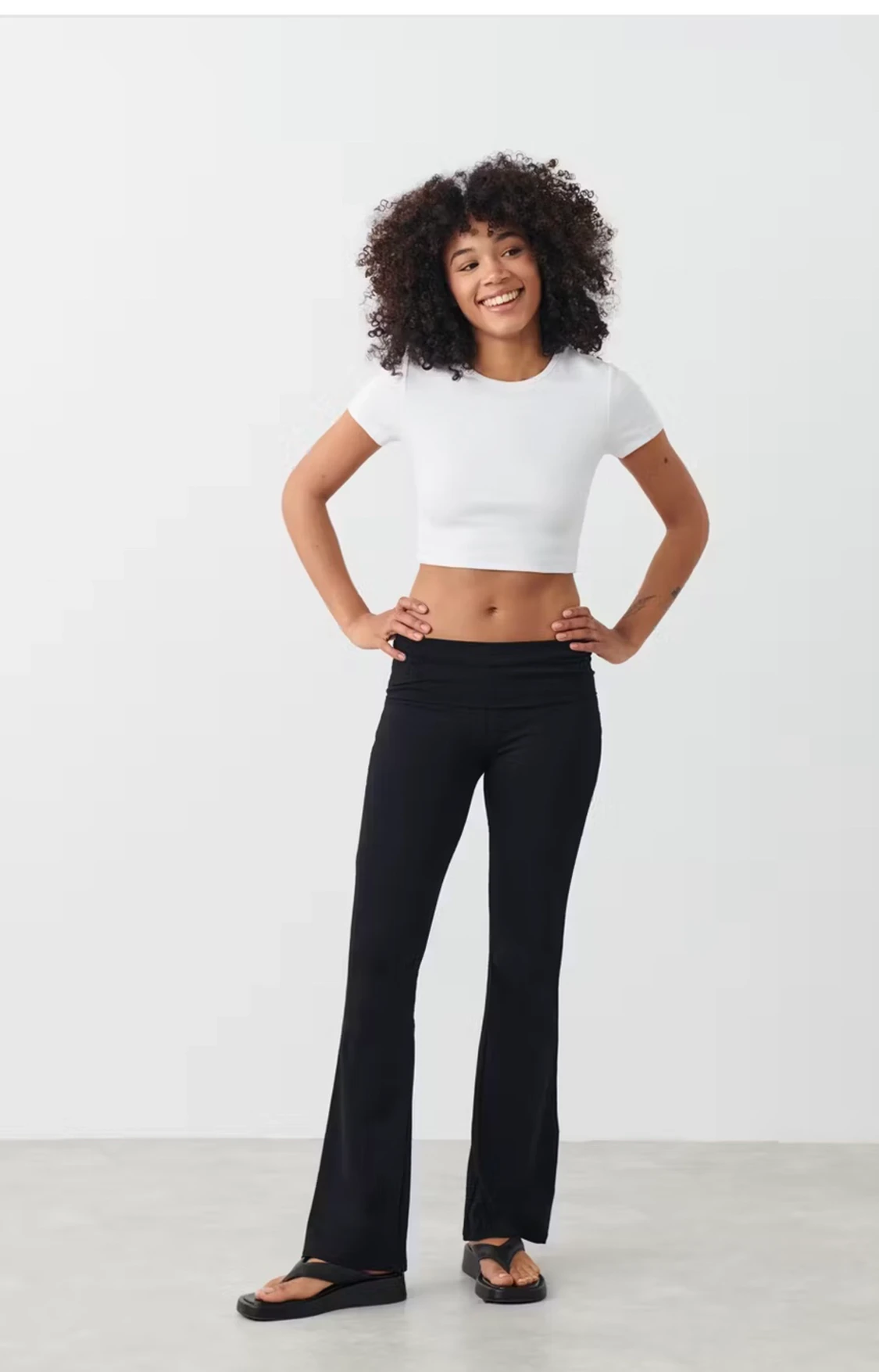 Low waist pants
