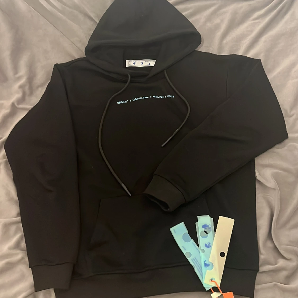 Off white hoodie - 90
