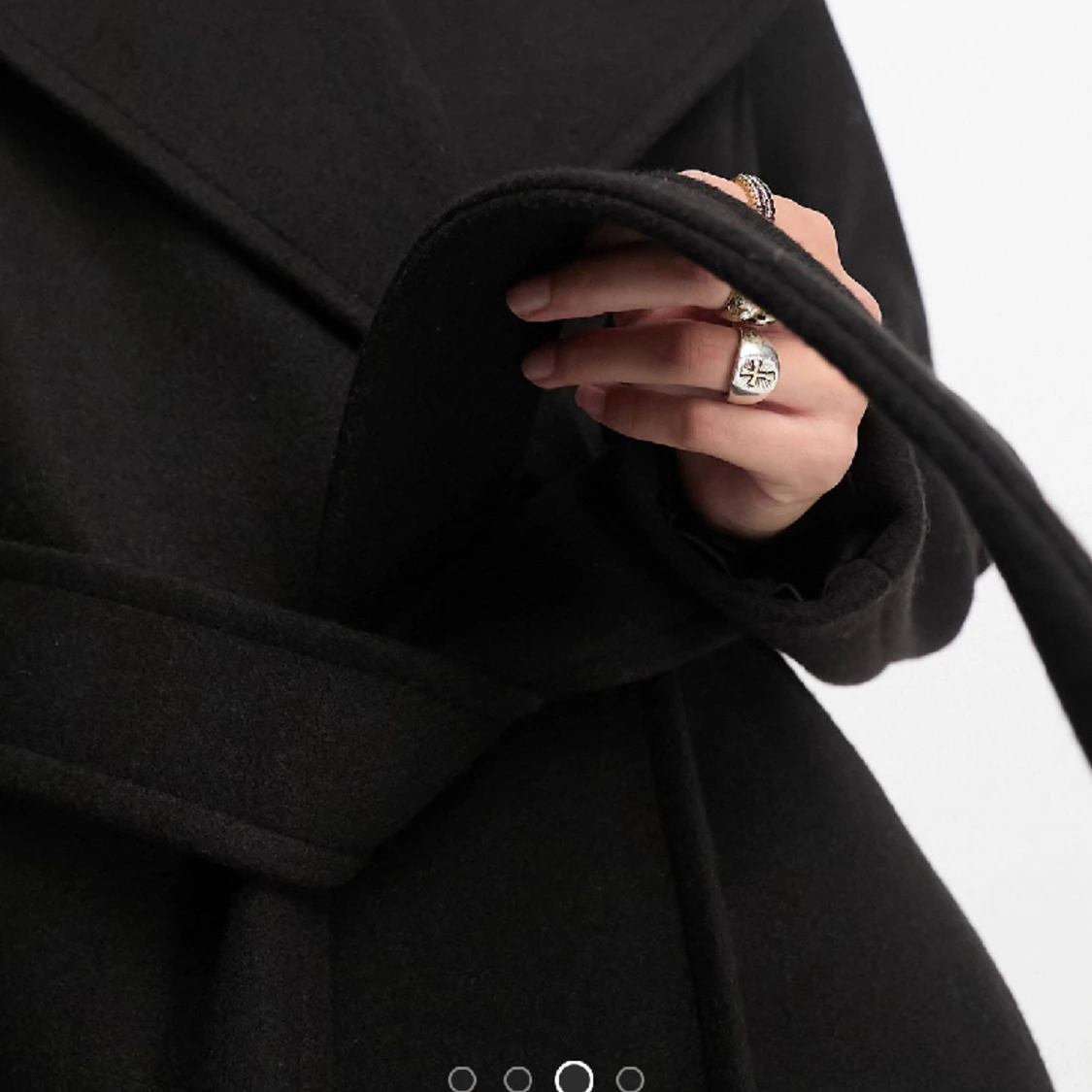 Svart vinter kappa, held oanvänd från ASOS - 90