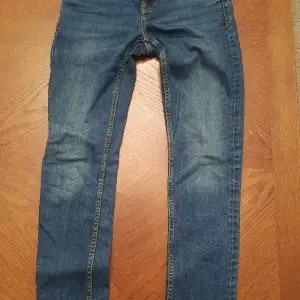 157 jeans xs
