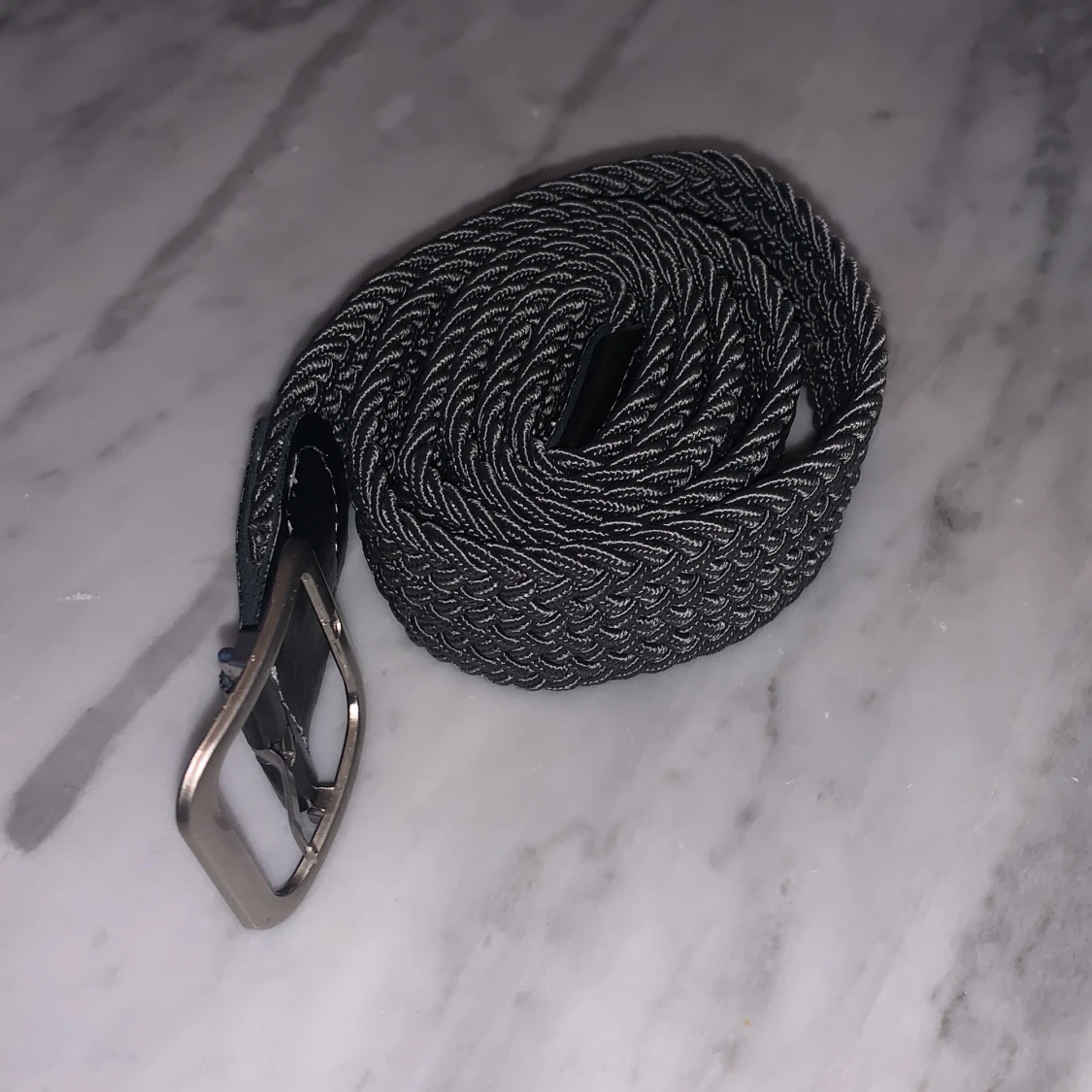 Grått flätat ” grisch ” bälte