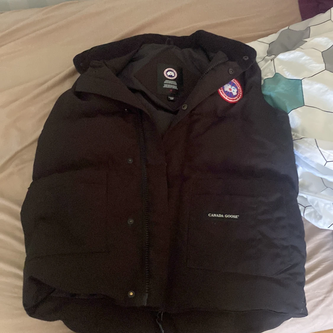 Säljer canda gose väst
