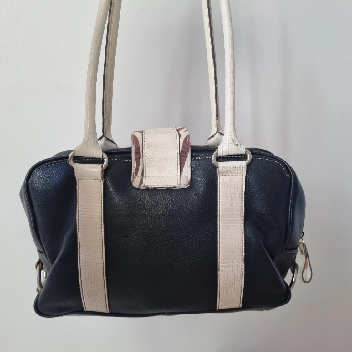 Svart handväska  - 91