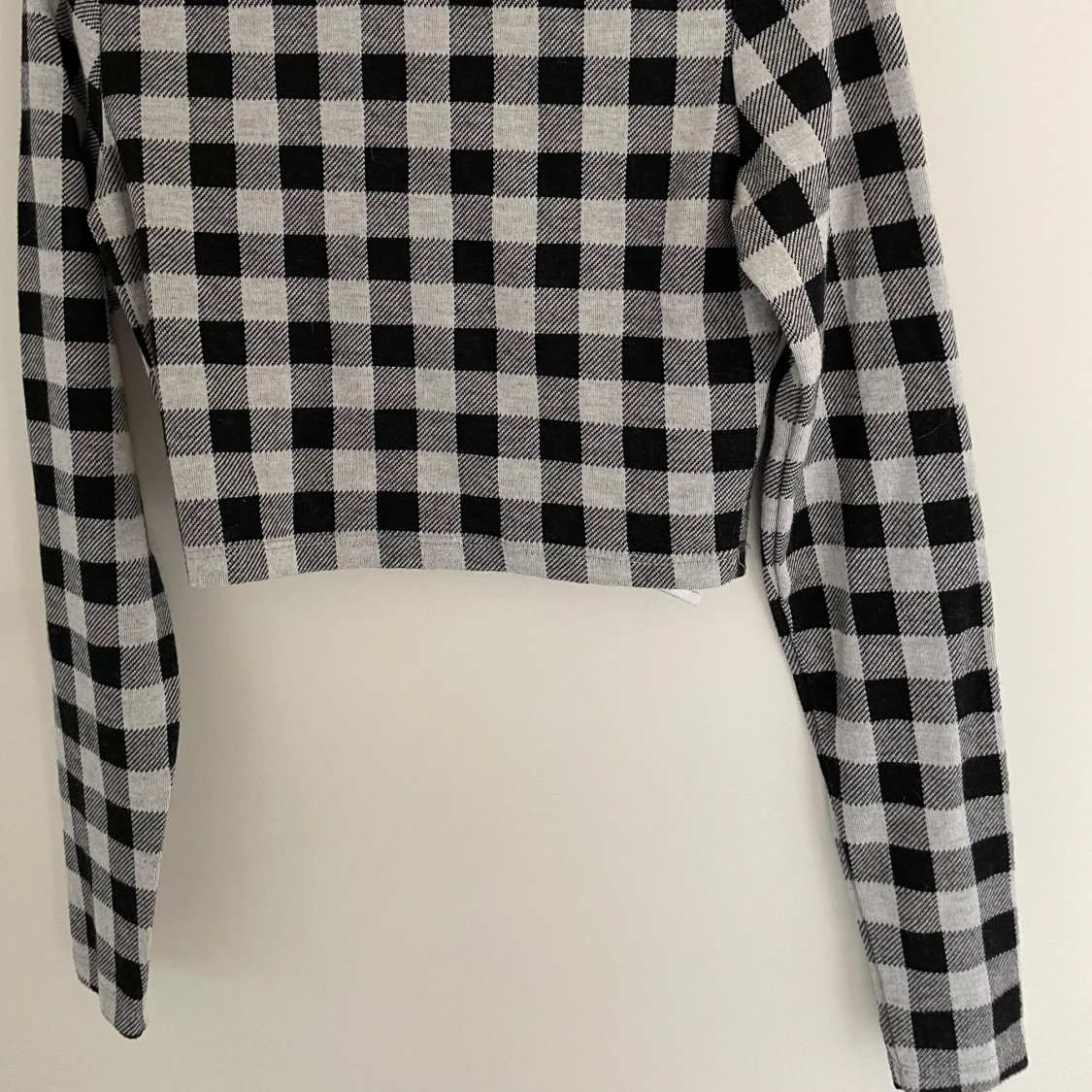 Svartvit tröja - 90