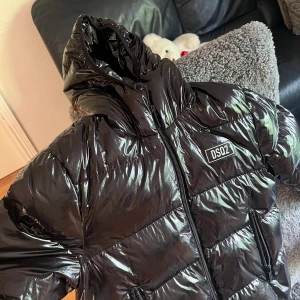 Ds2 jacka  - Knappt andvänd 