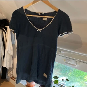 Söt tröja - Söt tröja från odd Molly, oklar vilken storlek men är lite stor för mig som har vanligtvis S 