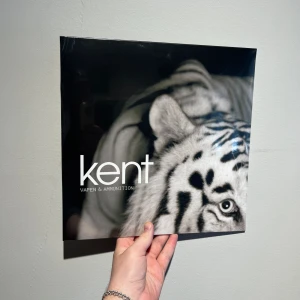 KENT - Vapen & ammunition. Vinylskiva  - Ny och inplastad vinylskiva 