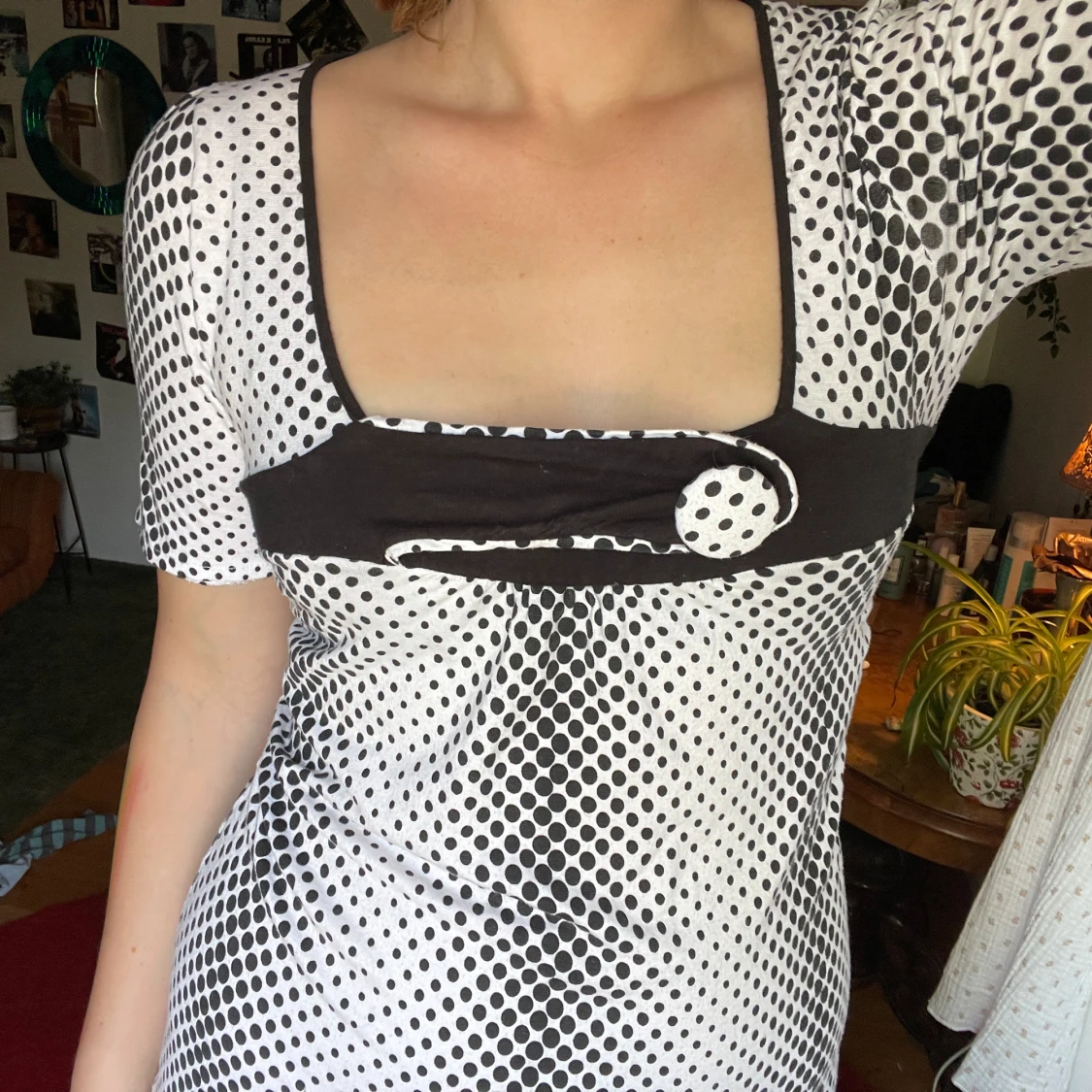 Prickig klänning  - 92