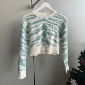 Tröja - M - Tröja storlek M säljs för 50kr