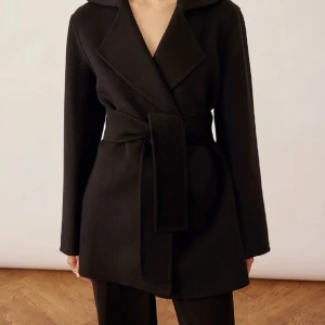 Marvilleroad  - HEDVIG WOOL JACKET. Helt ny Nypris: 4 299 SEK