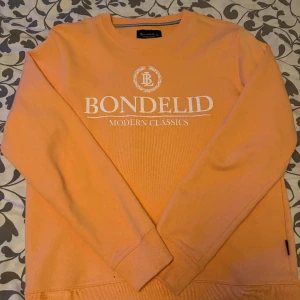 Bondelid tröja - Har använt den 2 gånger så den är nästan ny ! 