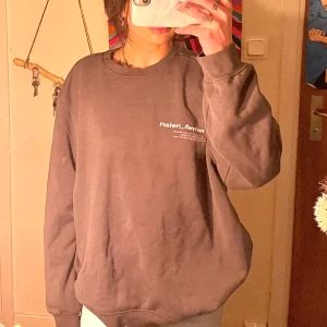 Skön tjocktröja - Skön tjocktröja i bra skick, strl M ifrån Hm. 