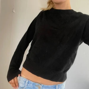 & Other stories tröja  - Super vacker &other stories tröja om ej kommer till användning längre!