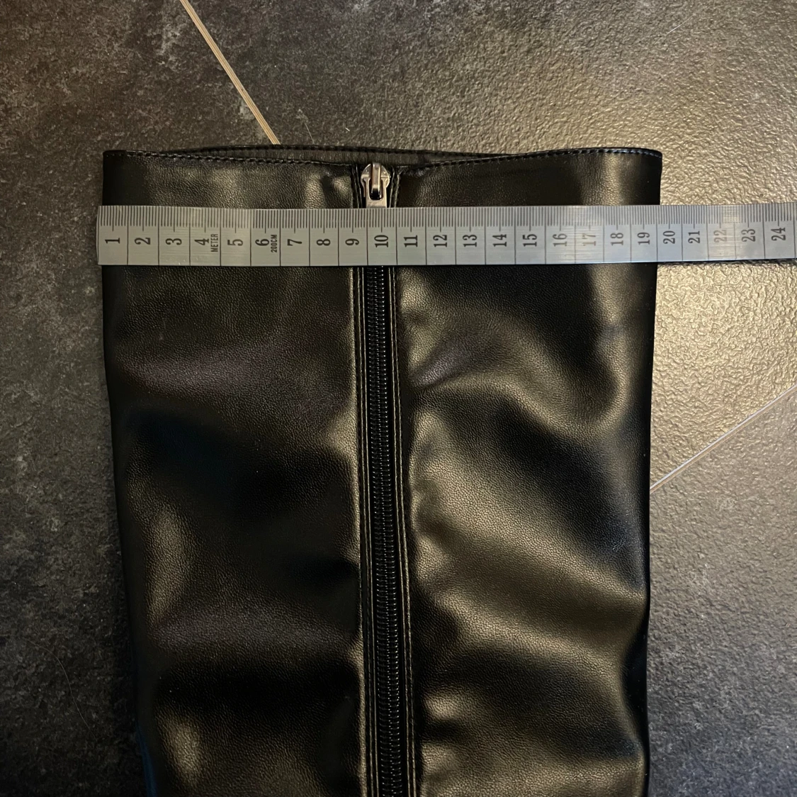 Knähöga stövlar  - 93