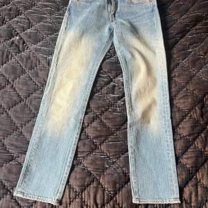 Nya Levis jeans med tag och modell 511! 