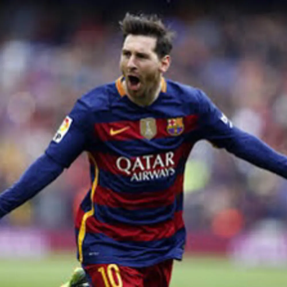 Fin Messi tröja som är från när han körde i Barcelona. I storlek S. Sport & träning.