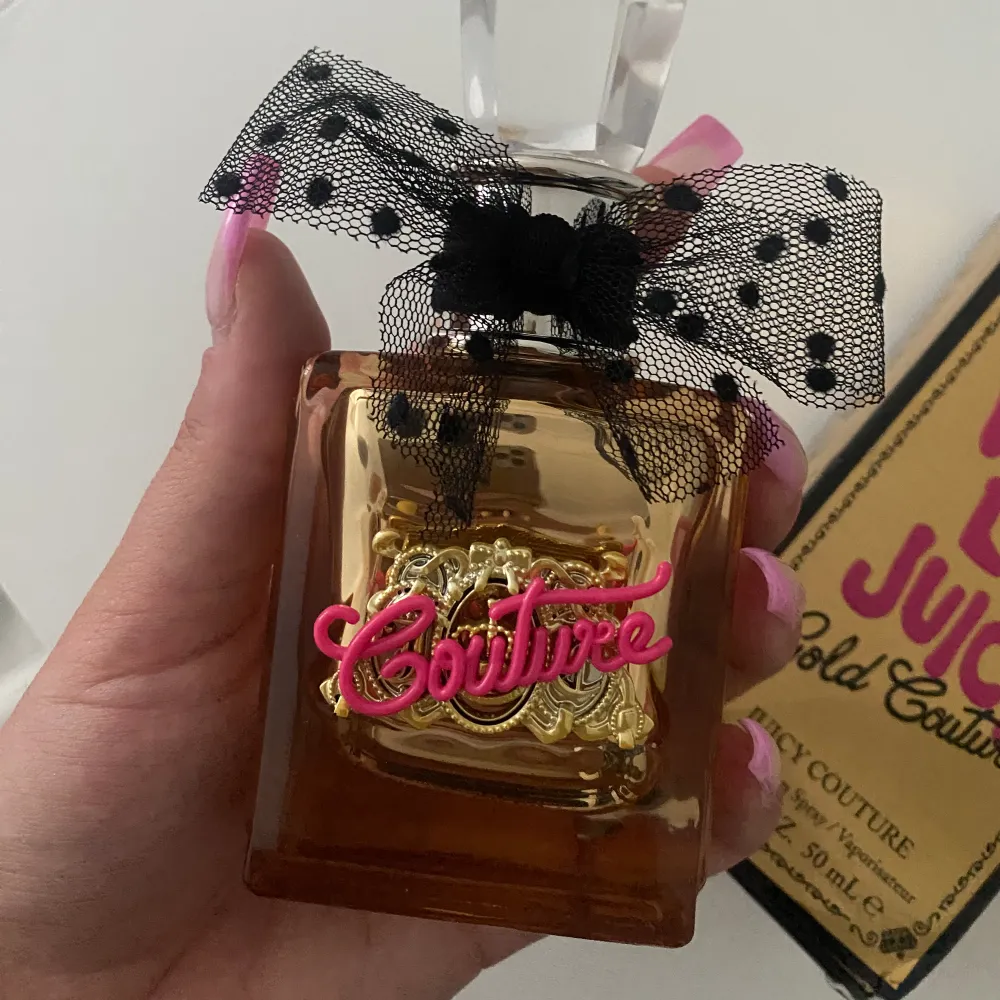 Viva la juicy parfym 50ml  snabbköp- 250kr. Övrigt.