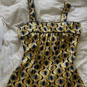 silkes topp med mönster - jätte söt blus/topp i siden 💓