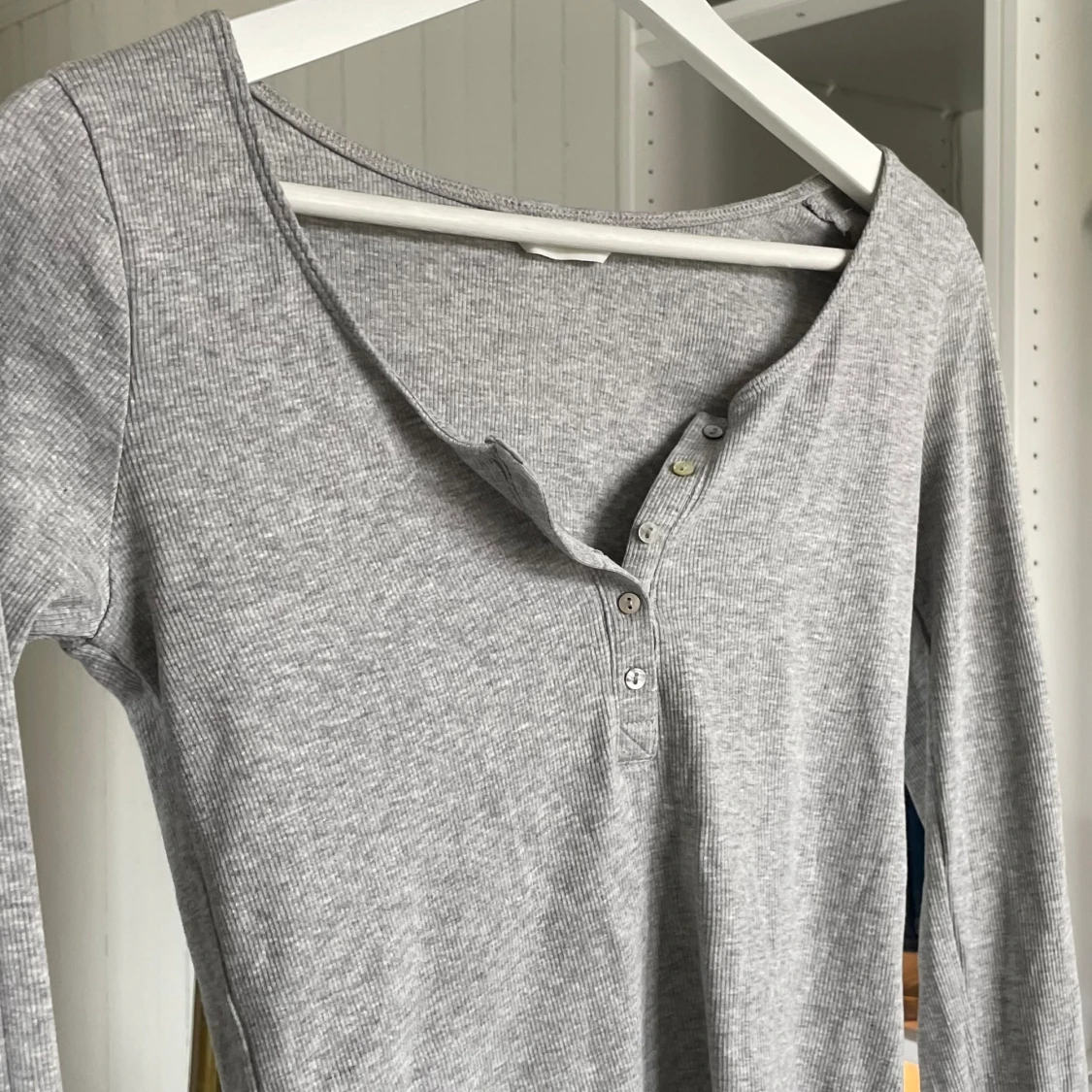 Grå långärmad tröja!🤍 - 90