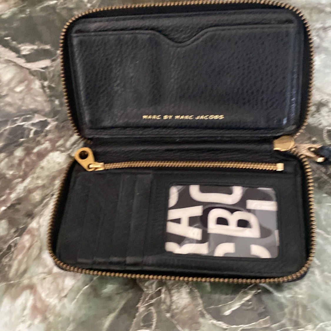 Marc Jacobs plånbok. Svart