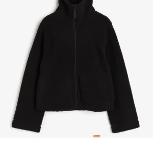Pile Jacka Hm - Fleece jacka i fint skick, slutsåld på hemsidan!☺️