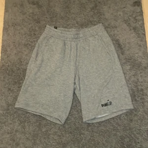 Puma shorts herr storlek m - Väll andvända men inte trasiga