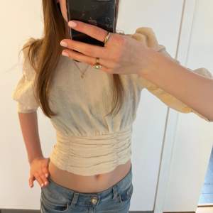 Blus/topp från bikbok💓