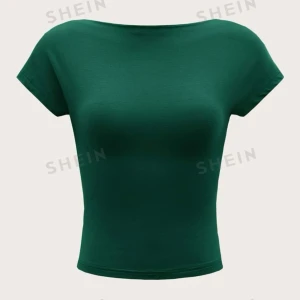 t-shirt med öppen rygg - mycket bra skick 