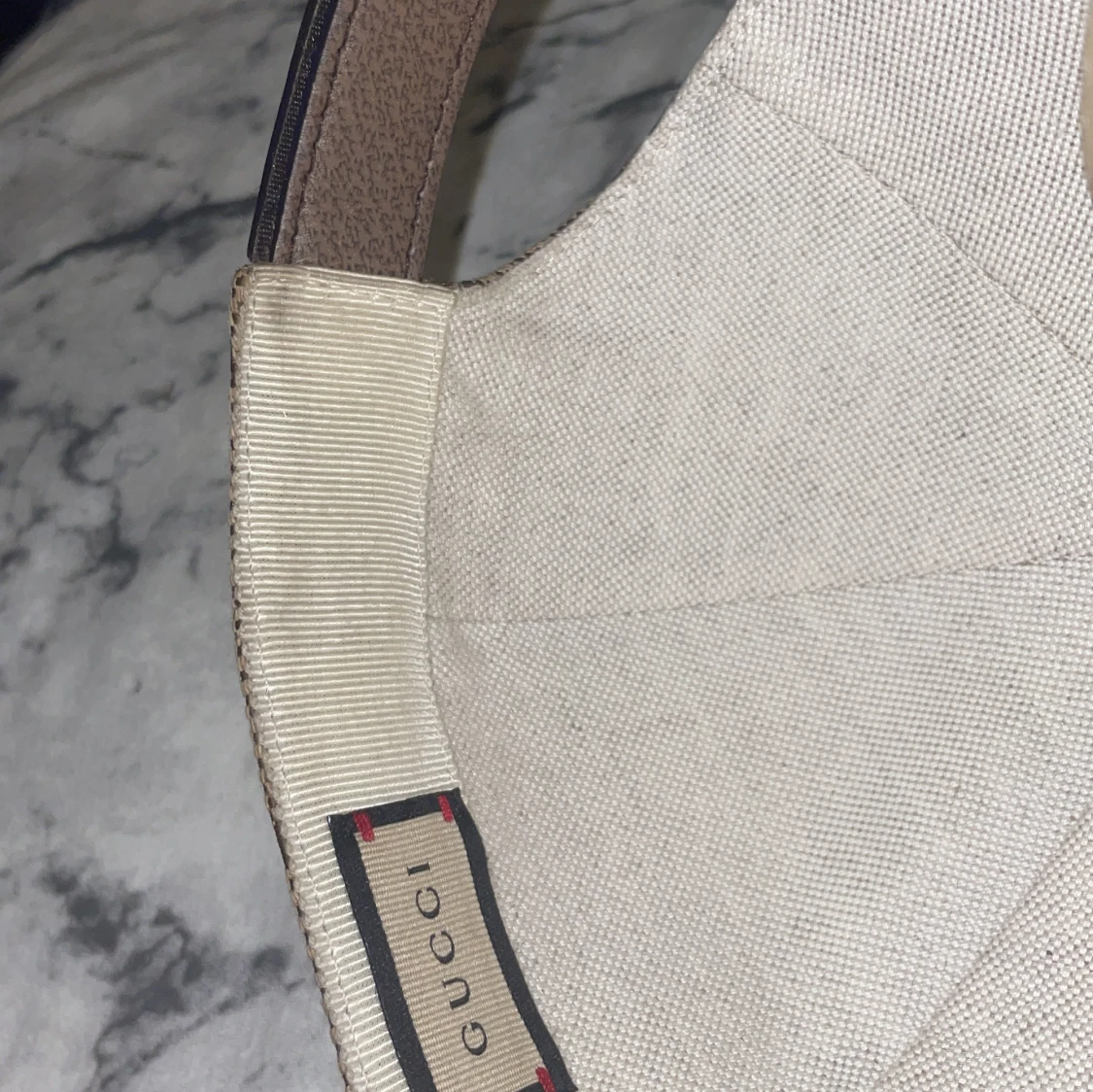 Till salu Gucci keps - 91