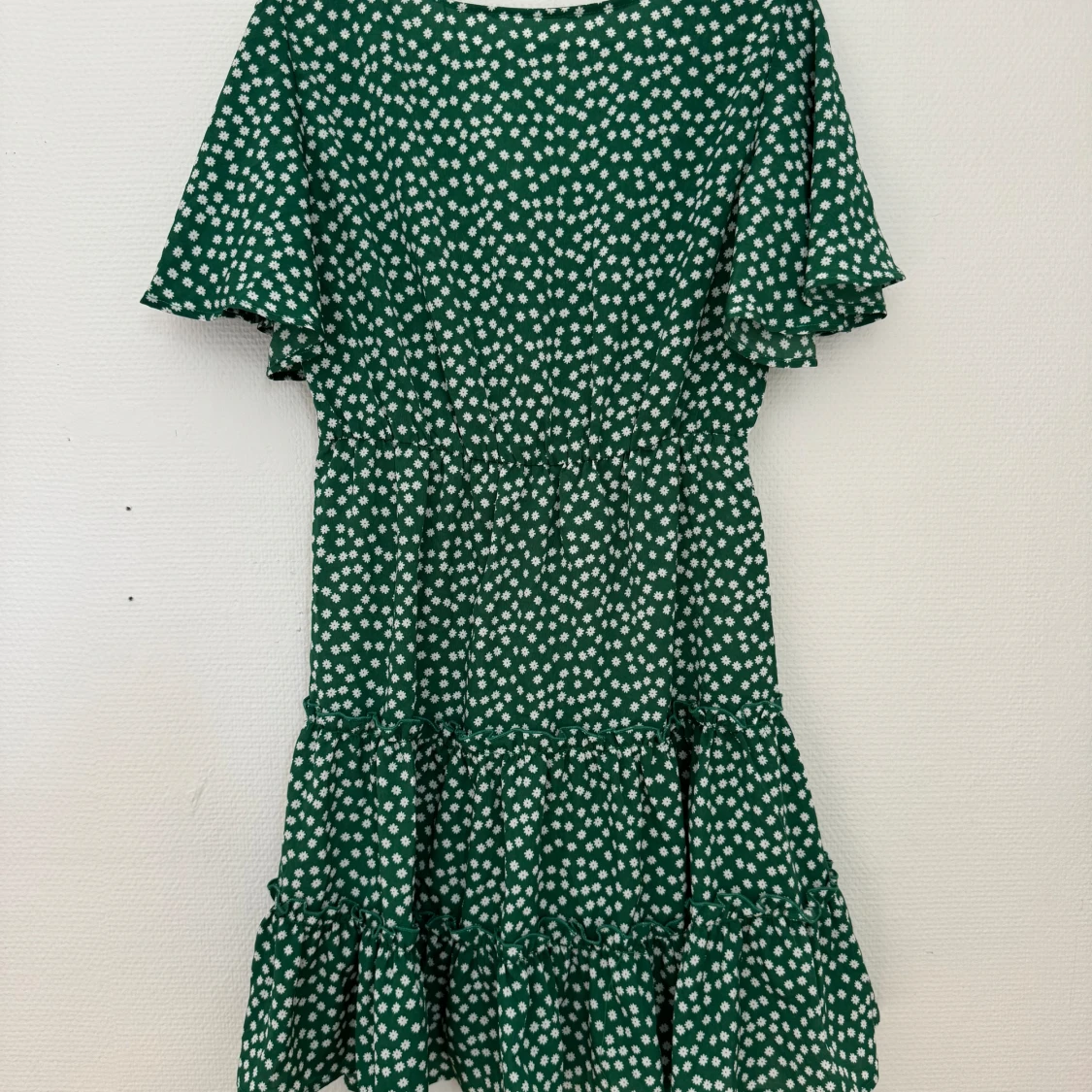 Fin blommig klänning - 90