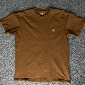 Tshirt - T-shirt från Carhartt. Dunderskick!