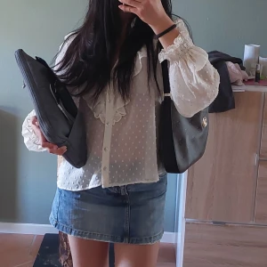 Zara blus - Säljer den populära Zara blusen då den knte längre kommer till användning 😍