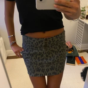 Leopard kjol - Jätte snygg leopard kjol, inga deffekter💕