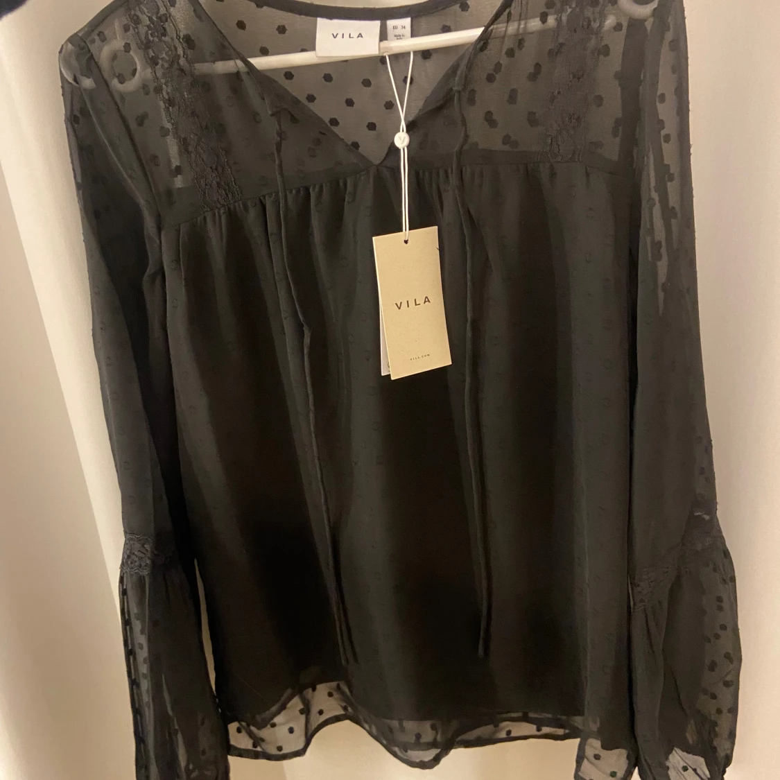 Svart blus  - 90