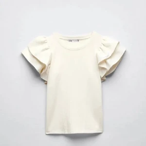 Volang topp - Jättefin tröja med volanger från Zara!