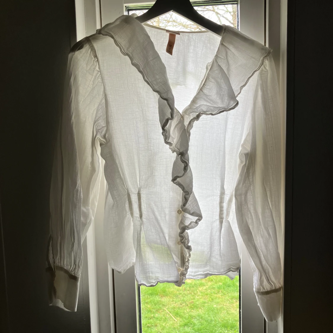 Blus i väldigt bra skick  - 90