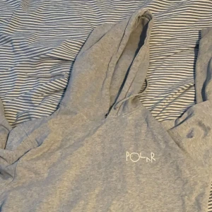 Hoodie - Polar hoodie bra skick 