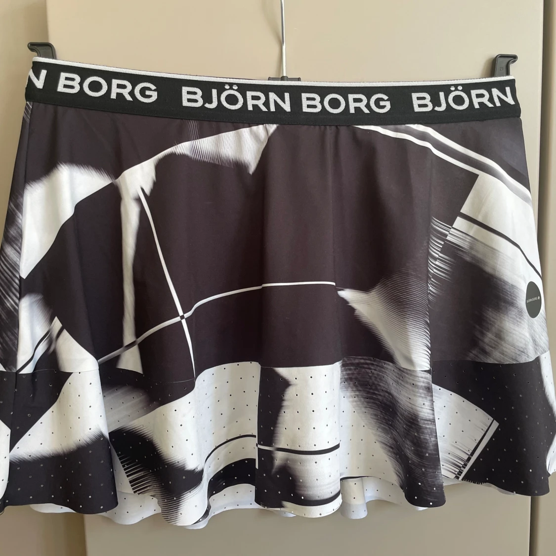 Padelkjol med shorts under  36