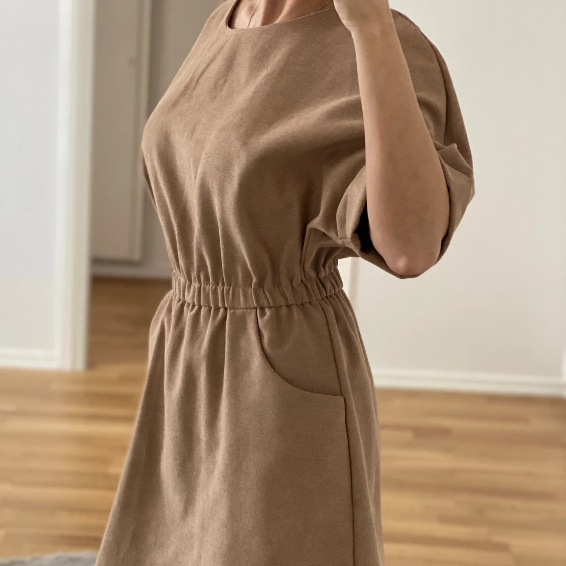 Beige klänning  - 91