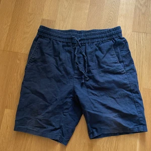 Linnshorts - Ett par snygga shorts till sommaren i storleken s