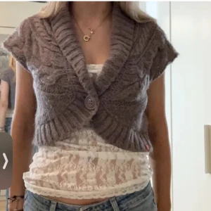 Bolero  - Säljer denna populära bolero💗